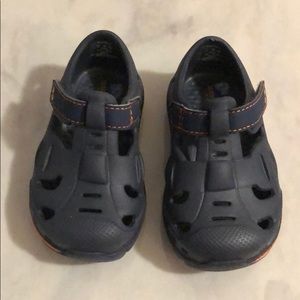 Toddler water shoes